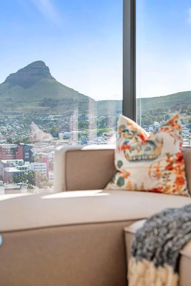 Daire Exquisite 2 Bedroom Penthouse At The Rubik Cape Town