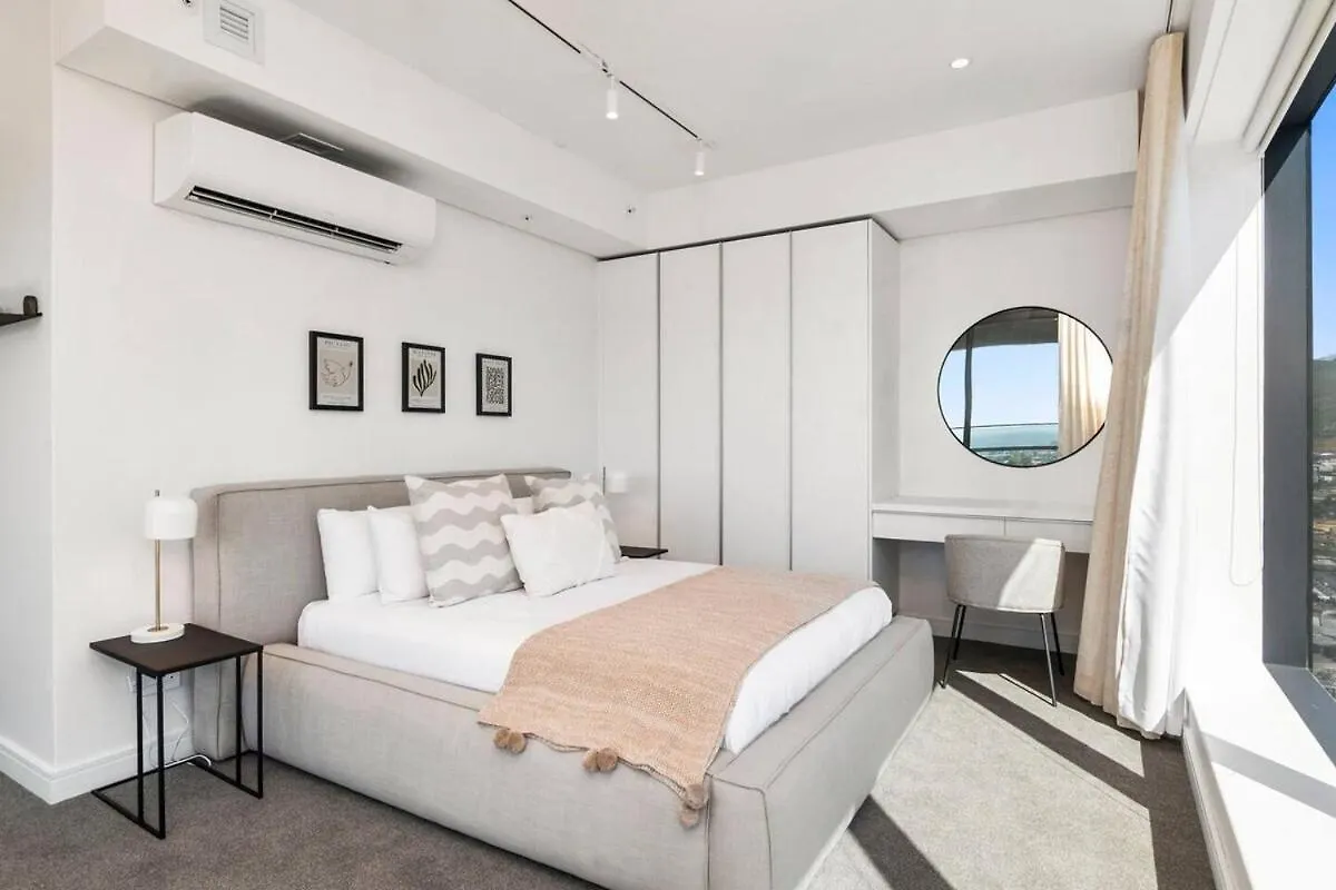 Exquisite 2 Bedroom Penthouse At The Rubik Cape Town 0*,  Güney Afrika