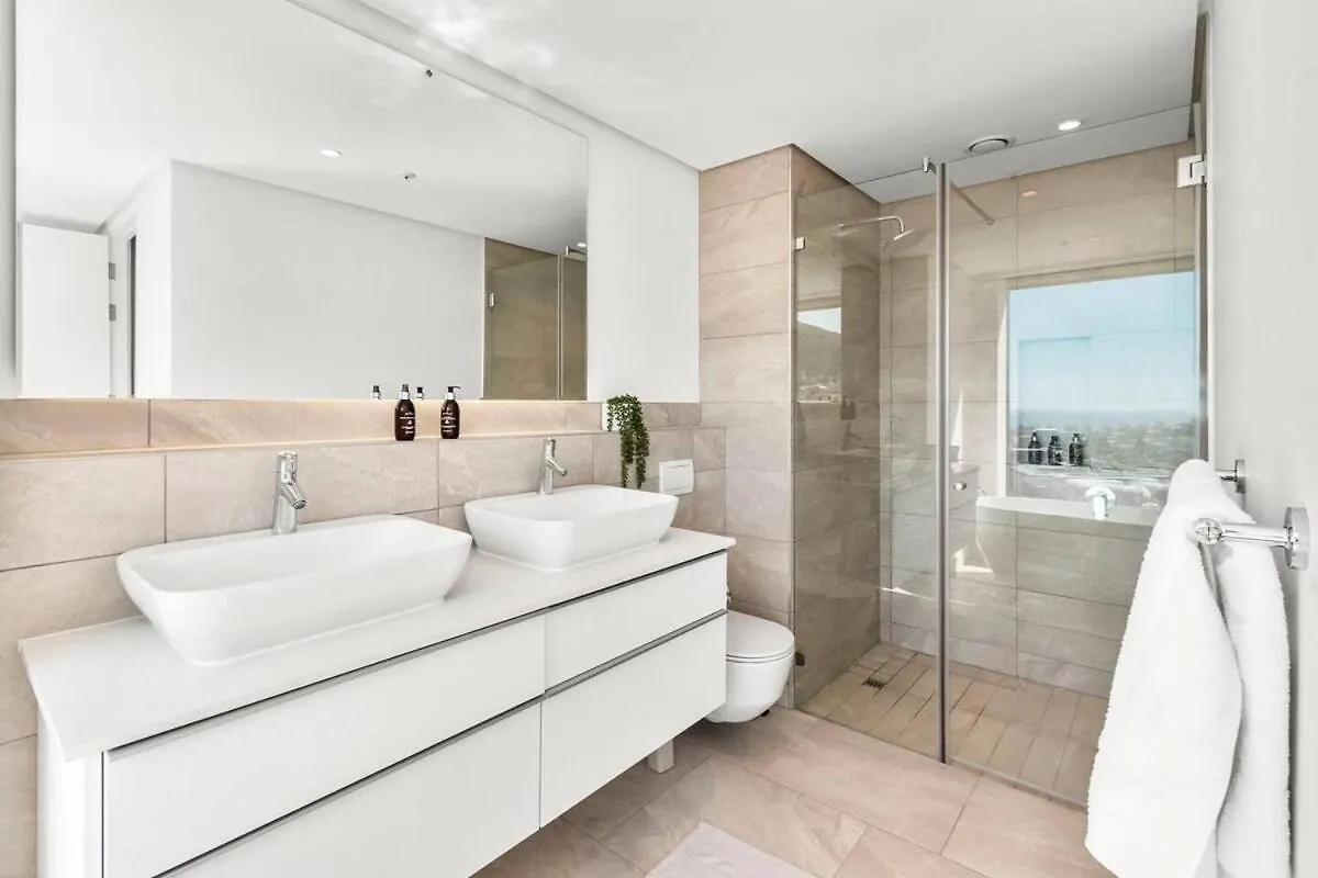 Exquisite 2 Bedroom Penthouse At The Rubik Cape Town Daire
